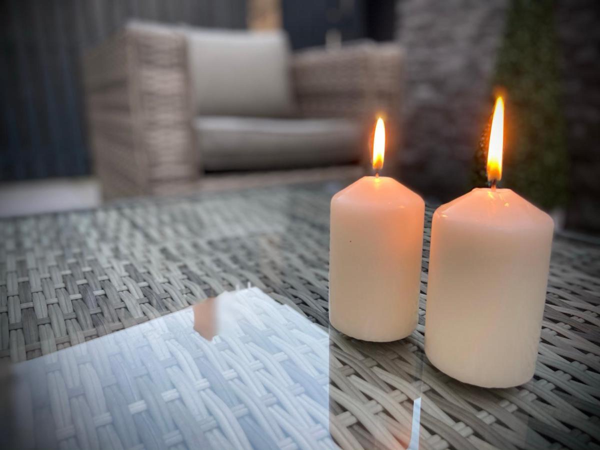 יאוביל Summer House Terrace מראה חיצוני תמונה